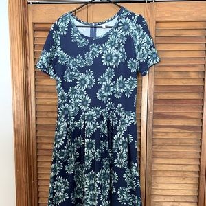 lularoe Amelia sunflower dress
